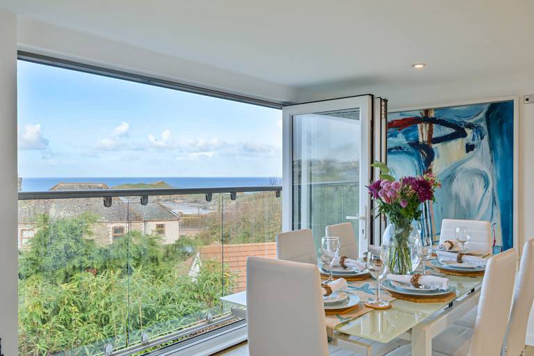 Family-friendly cottage with BBQ, garden & hot tub | Beach view | Next to the beach | Pets allowed — photo 2