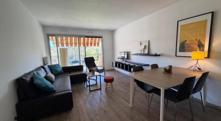 Fully equipped nice apartment with private pool & patio | Pet-friendly — photo 2