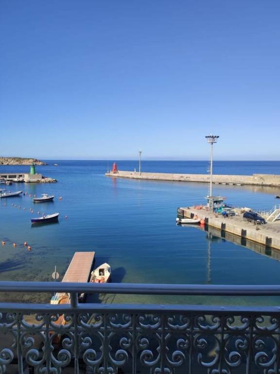 House  Isola del Giglio