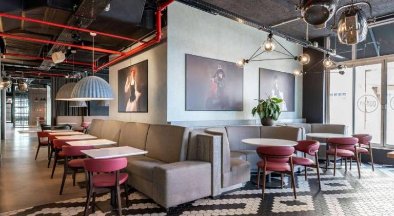 Radisson RED Brussels — photo 5