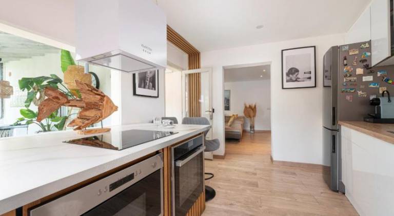 Ample villa with pool & jacuzzi | Pet-friendly — photo 2