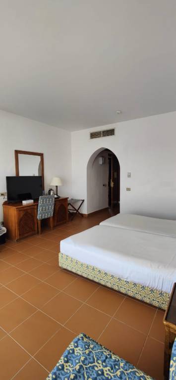 Holiday apartment with pool & garden | Sea view — photo 2