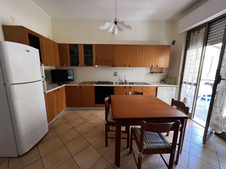 Apartment with 2 rooms for 7 persons — photo 3