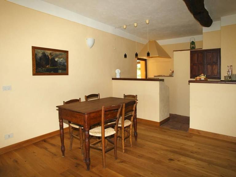 Apartment with barbecue & pool — photo 4