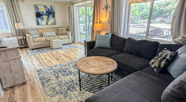 Beautiful vacation home | Suitable for remote work | Pets are welcome — photo 2