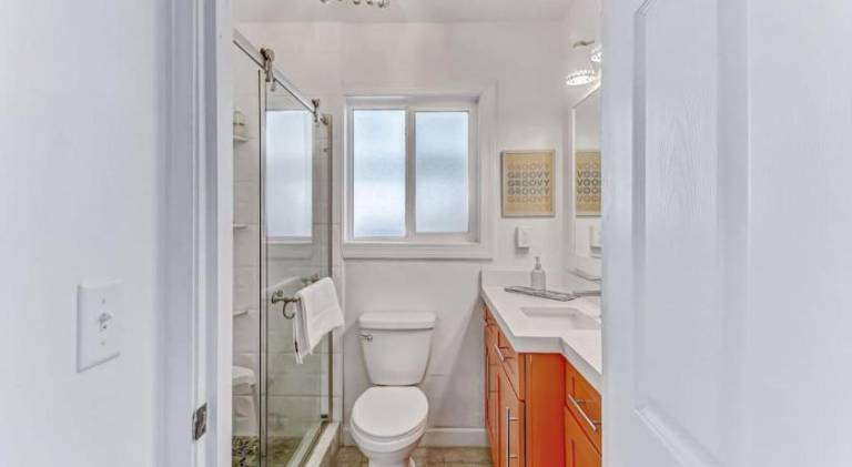 Coastal Cottage 212 - Oceanview Deck and Patio - Grill - Steps from the Beach — photo 2