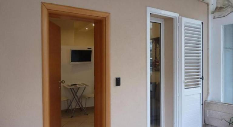 Holiday apartment with 1 room for 4 persons — photo 4
