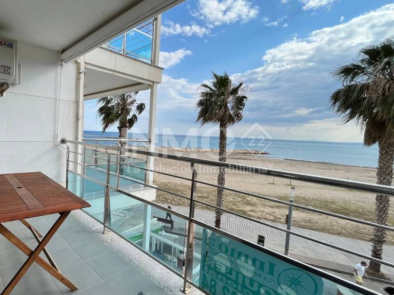 Apartment with patio | Beach nearby | Pets allowed — photo 5