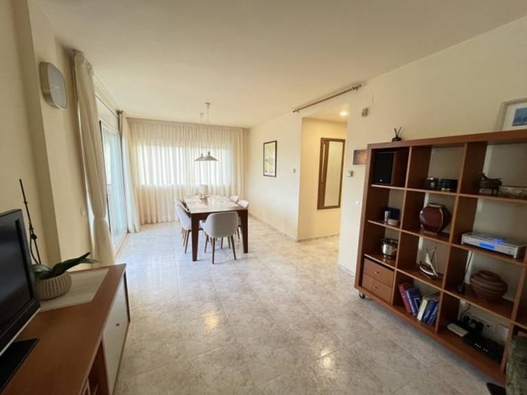 Modern apartment 400m from beach with pool, WiFi, parking and terrace — photo 3