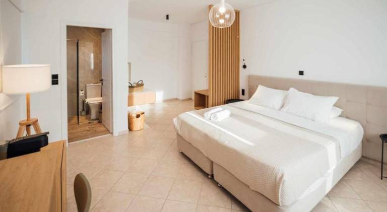 Serviced apartment with terrace in Igoumenitsa