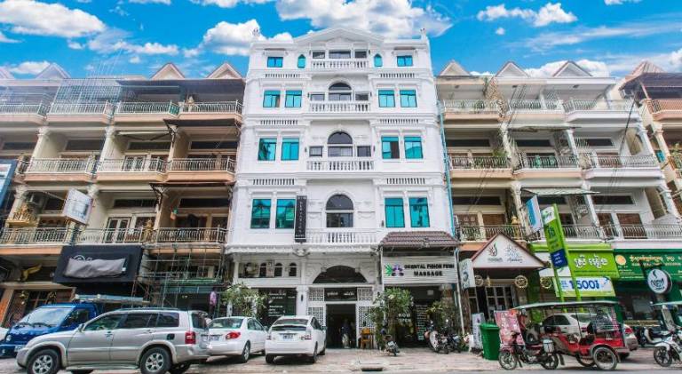 Grand Elevation Hotel — photo 2