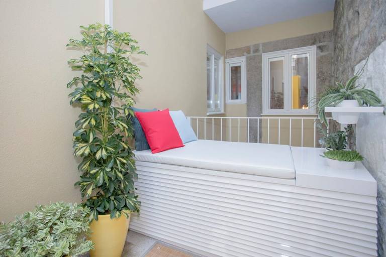 Child-friendly pleasant apartment with patio & fast internet | Close to Dom Luís I Bridge | Dogs allowed — photo 4