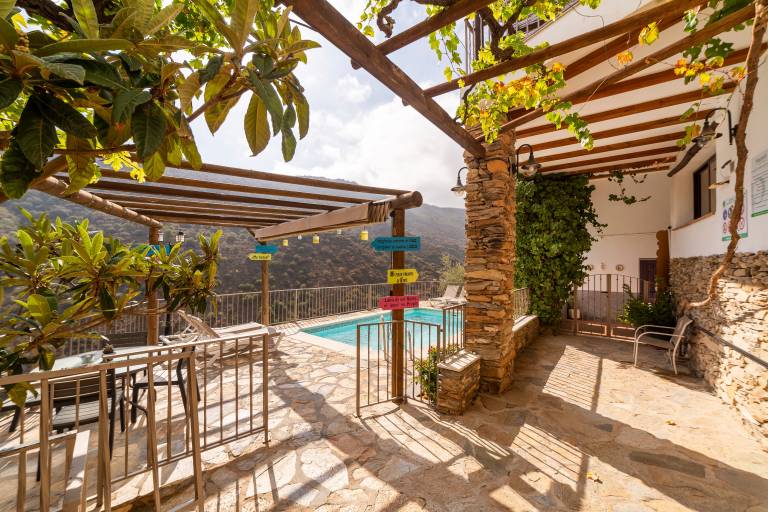 Family-friendly charming vacation home with grill, pool & hot tub | Garden view | Good for workation | Pet-friendly in Almeria