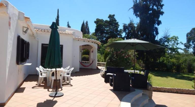Fully equipped villa with BBQ, terrace & yard | Good for workation | Dogs allowed — photo 4
