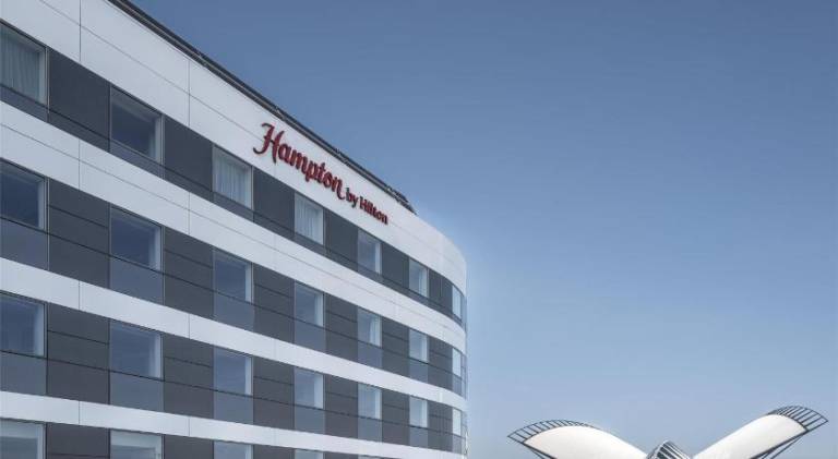 Hampton by Hilton Lyon Airport — photo 4