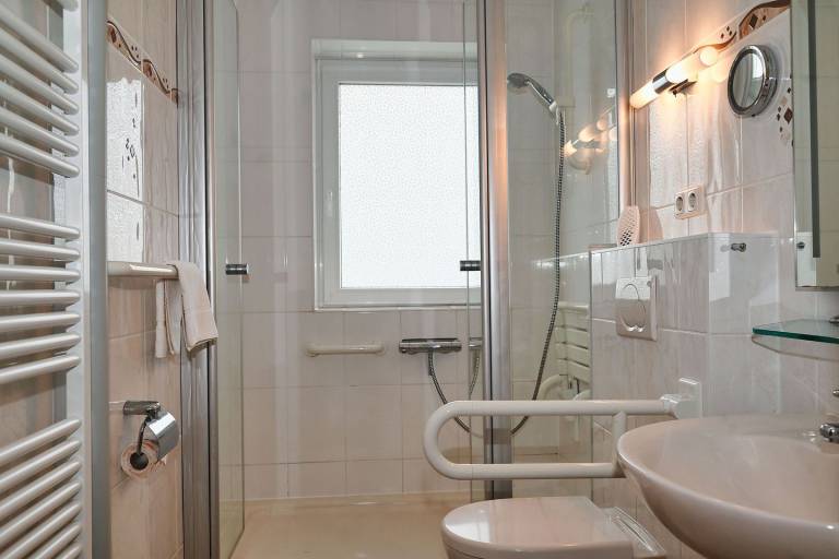 Küstenflair: Zentrale Ferienwohnung in Büsum – mit Balkon, Dachterrasse & Wohlfühlfaktor — photo 4