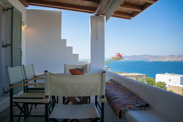 Holiday sunset Villa above the beach — photo 3