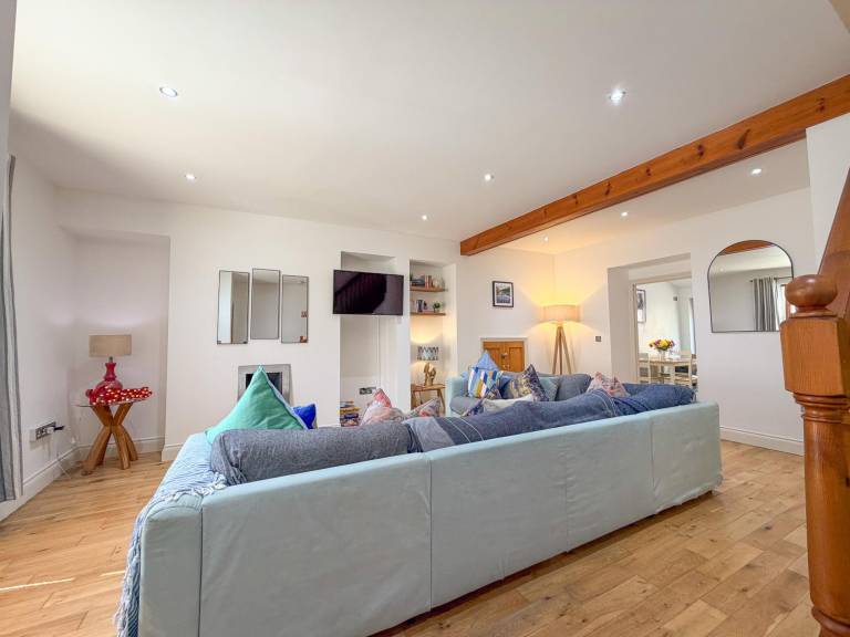 Family-oriented lovely vacation home with garden, grill & fast internet | Beach view | Next to the beach | Pet-friendly — photo 5