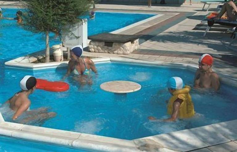 Aparthotel  Cupra Marittima
