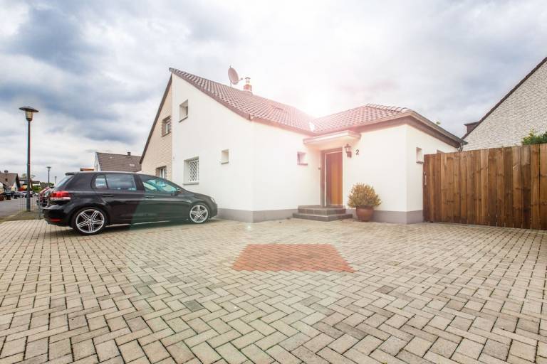 House  Holweide