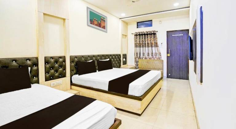 Super Hotel O Shri shiva palace