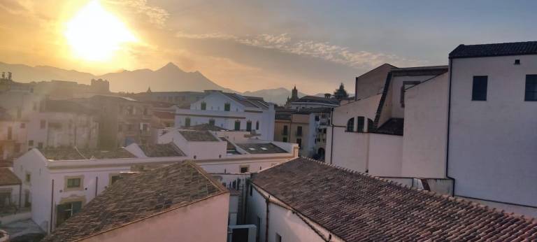 Fully equipped beautiful apartment with grill | Close to Palermo Cathedral | Good for workation | Dogs allowed — photo 5