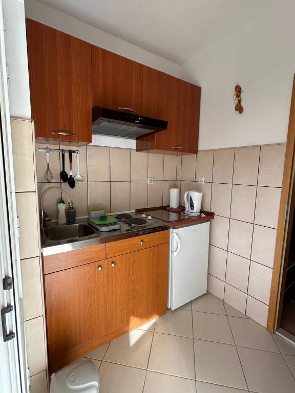 Holiday apartment with terrace, garden & BBQ — photo 5