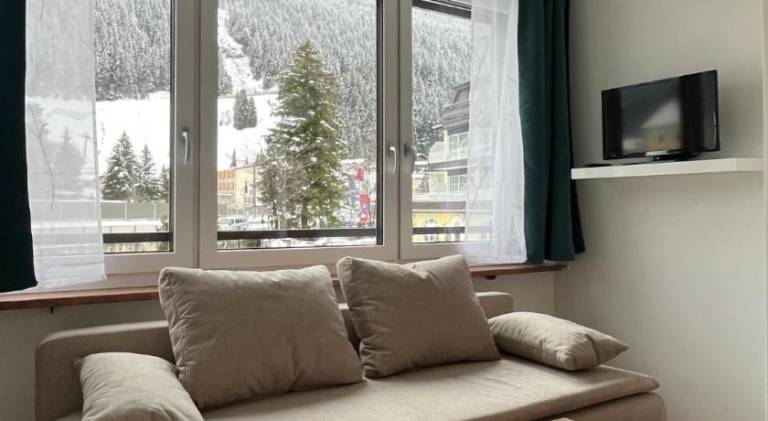 Holiday apartment with yard in Bad Gastein