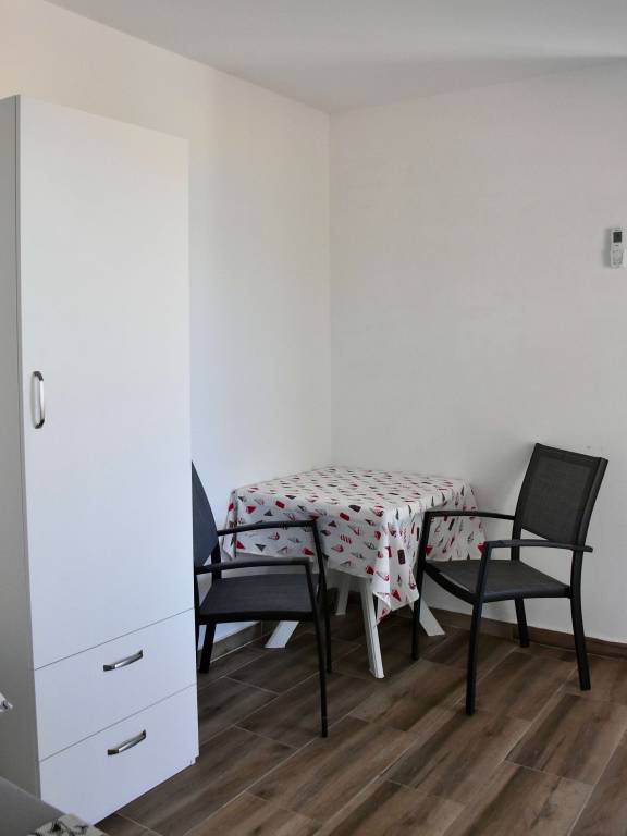 One bedroom house near beach Cove Krlić, Pag (K-23435) — photo 2