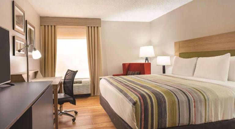 Country Inn & Suites by Radisson, North Little Rock, AR — photo 2