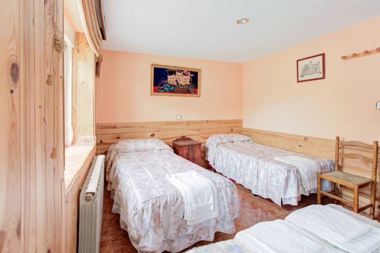 Fully equipped cottage with private pool, patio & BBQ | Nature view | Suitable for remote work | Pets are welcome — photo 5