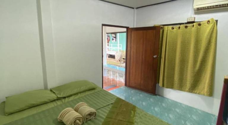 Pineapple Resort Sam roi yot in Sam Roi Yot