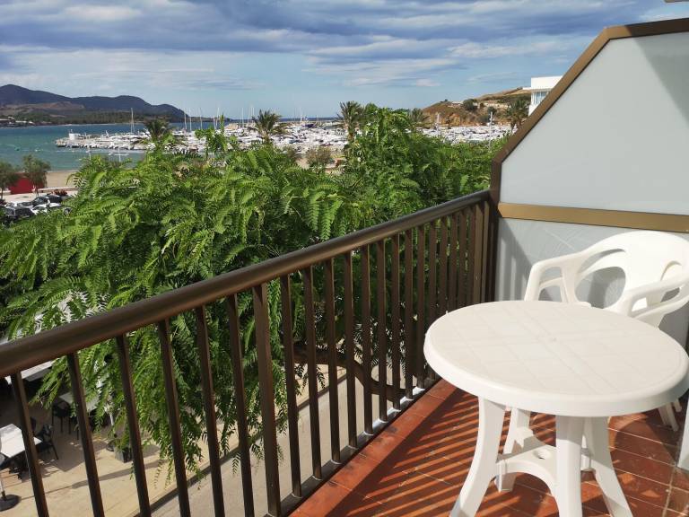 Apartamento  Llansá