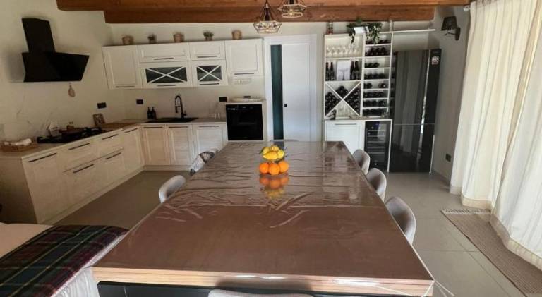 Wonderful house with yard, private pool & BBQ | Perfect for remote work | Pets allowed — photo 2