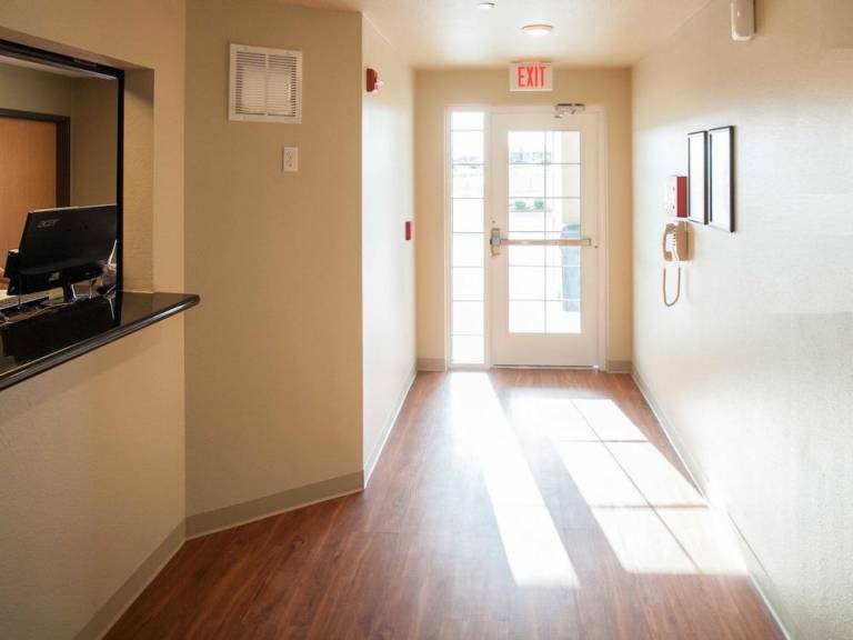 WoodSpring Suites Hobbs — photo 3