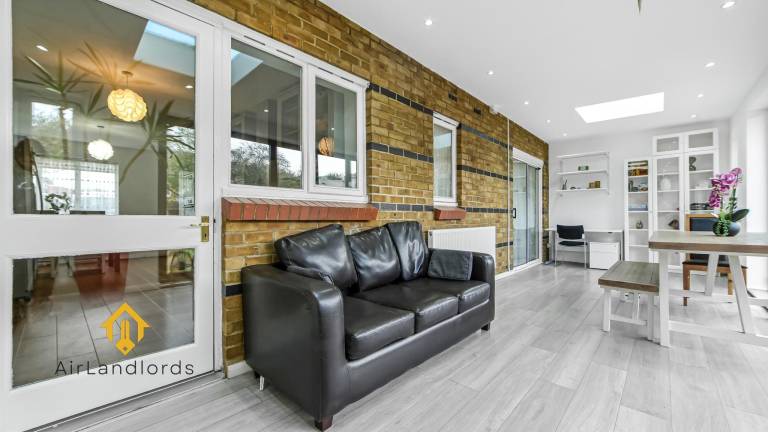 House London Borough of Enfield