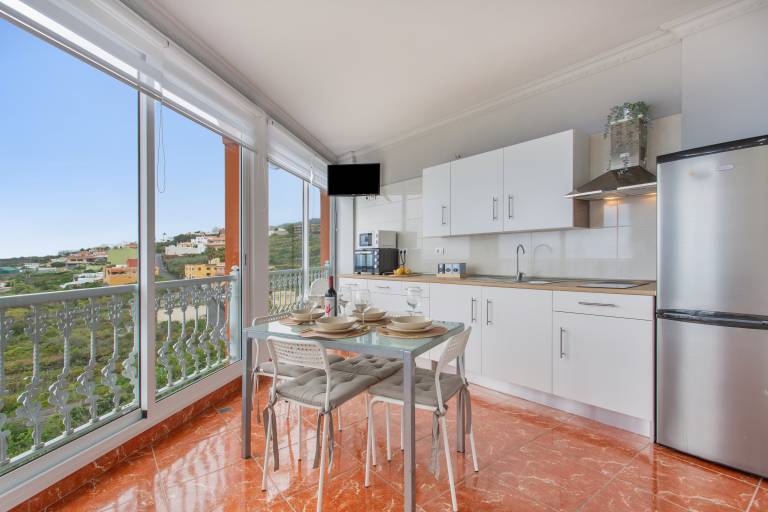 Vacation Home 'Tajinaste' with Sea View, Private Terrace and Wi-Fi — photo 5