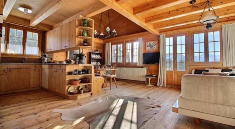 Chalet with 4 rooms for 10 persons — photo 2