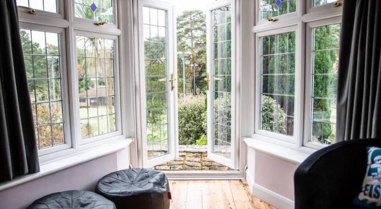 Luxury Central Bmth House with Hot Tub. Stunning! — photo 5