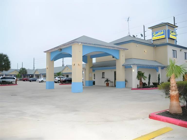 Scottish Inn and Suites Highway Six South