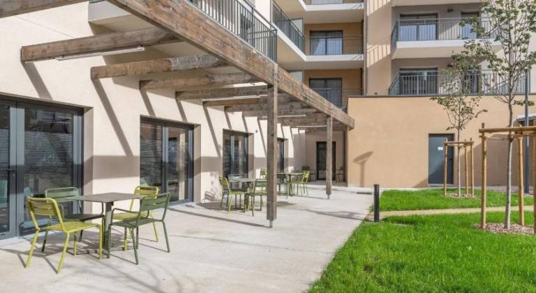 Apartment with 1 room for 2 persons in Beaucouze