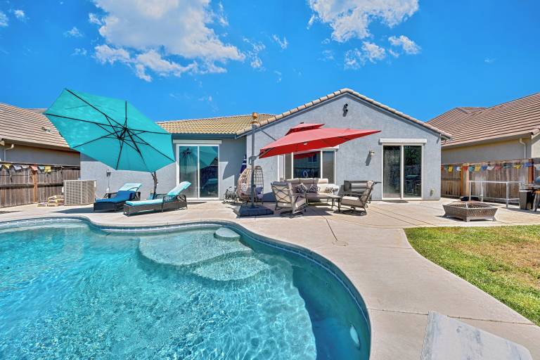 House Elk Grove