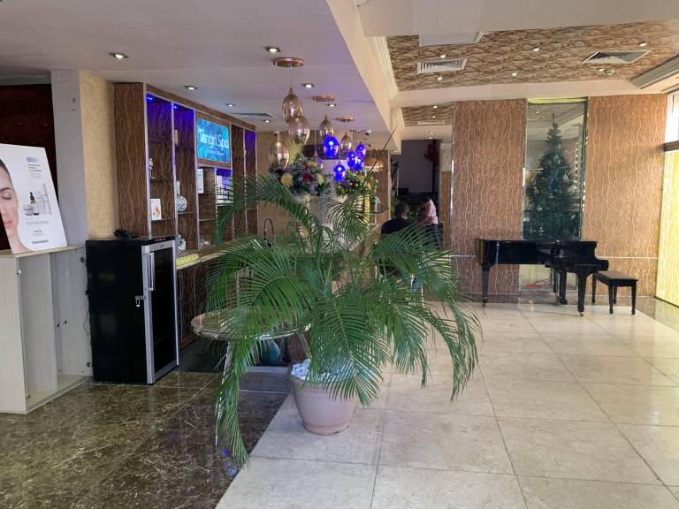 Caesar's Luxury Hotel — photo 2