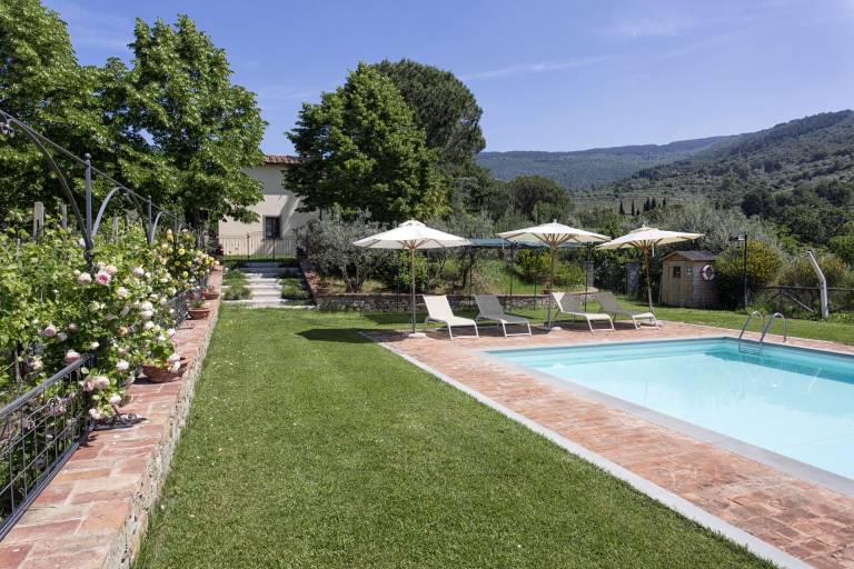 Villa with private pool, yard & BBQ | Panoramic view — photo 4