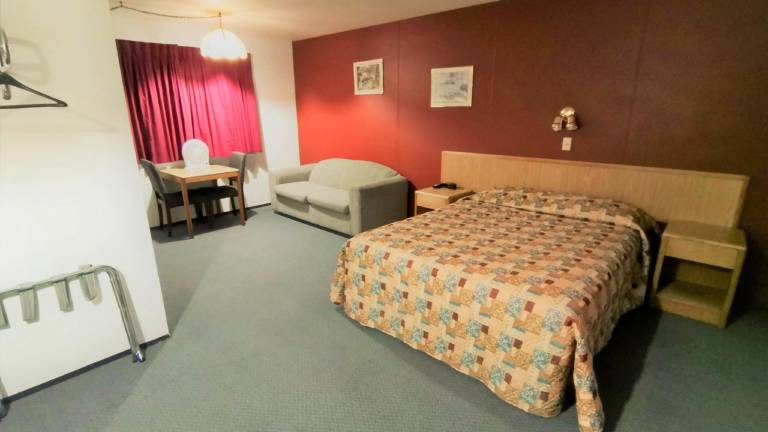 Cozy Corner Motel & Restaurant — photo 2