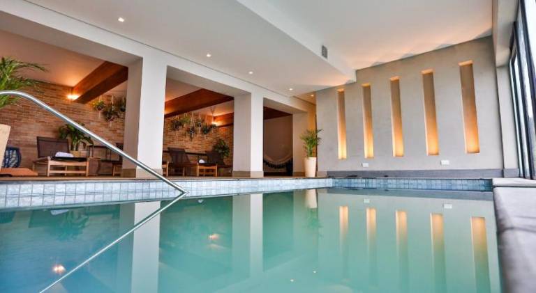 Beautiful serviced apartment with sauna, pool & hot tub | Pets allowed — photo 5