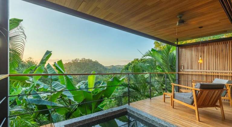 Vacation home with terrace, private pool & garden — photo 5
