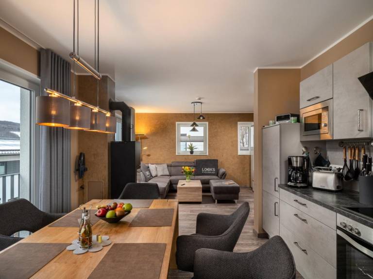 Vacation home with grill, sauna & patio — photo 3