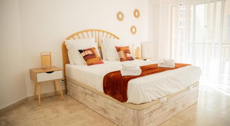 Superbe appartement Port de Nice Lumineux, Clim, Parking in Villefranche-sur-Mer