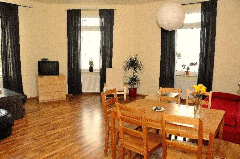 Rental apartment with 2 rooms for 6 persons in Dresden
